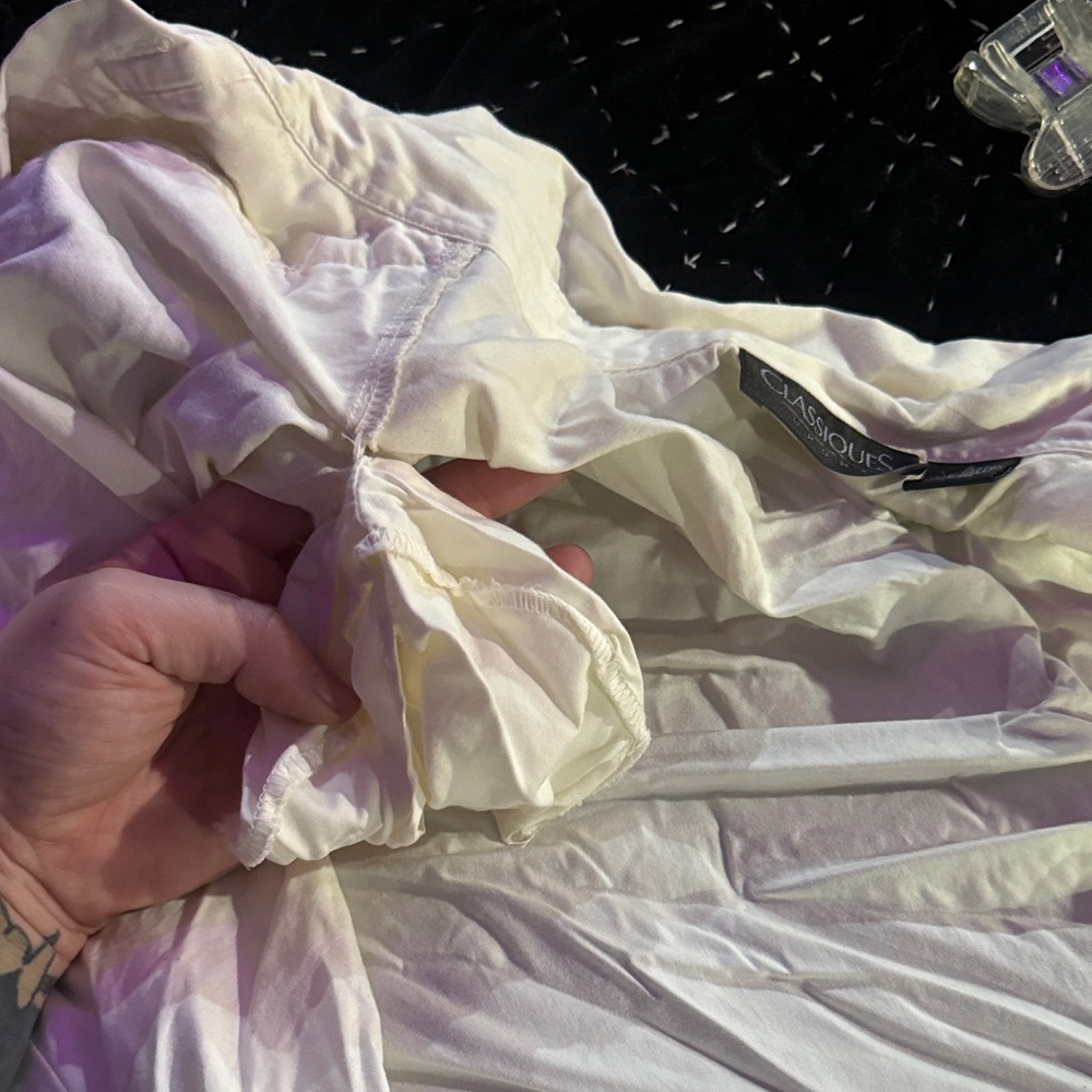 Elegant White Ruffled Button Up - image 3